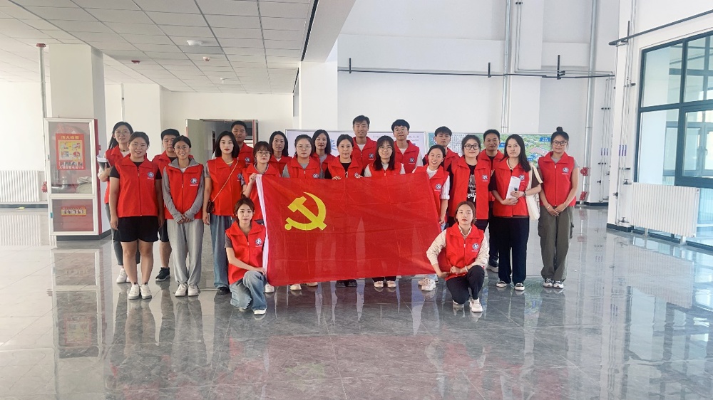 f0e50d81aa5c41fea2cfda34cc345d00.jpg
